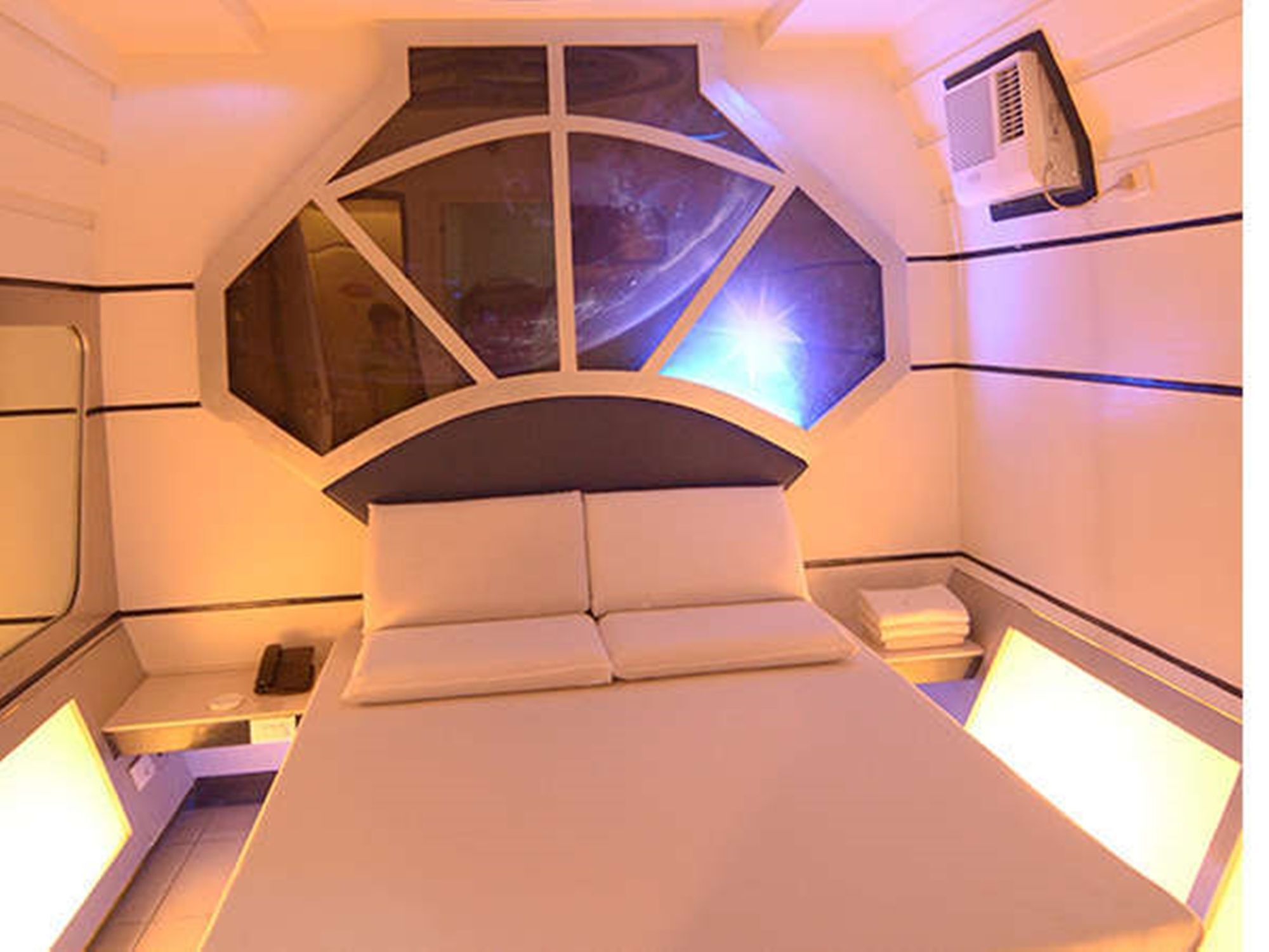 Astrotel Guadalupe Mandaluyong Exterior foto